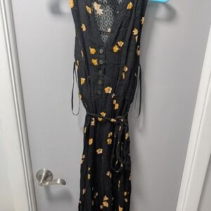 Knox Rose Black Maxi Dress with Yellow Floral Accents